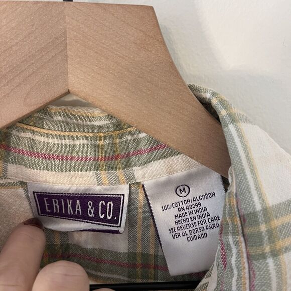 Erika & Co Plaid Button Down Women's Long Sleeve Cream Green Red- Medium - Picture 2 of 6